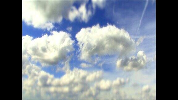 高清抽象倾斜移位云