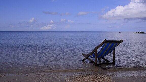 热带海滩的户外座椅