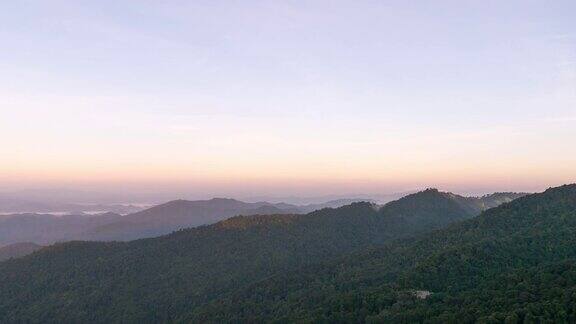 《山上的日出》延时拍摄