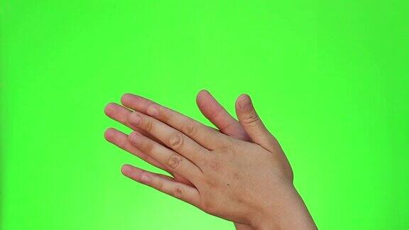 一只手的心人们用手指做一个心形