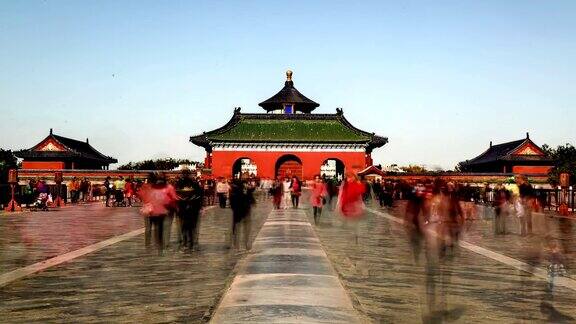 中国北京2014年11月1日:中国北京天坛的祈年殿及其大门