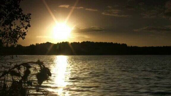 日落之湖