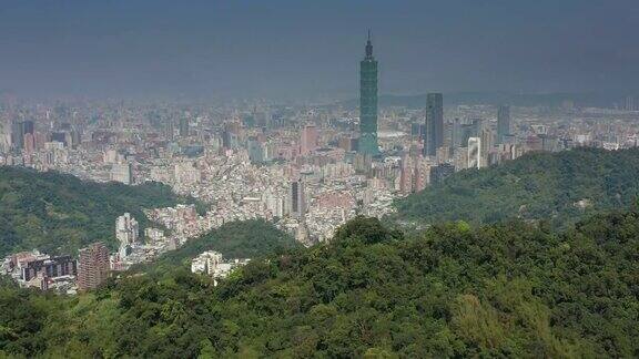 晴天台北市区公园山顶航拍台湾全景
