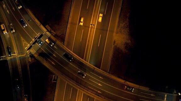航拍夜晚下的城市高架桥