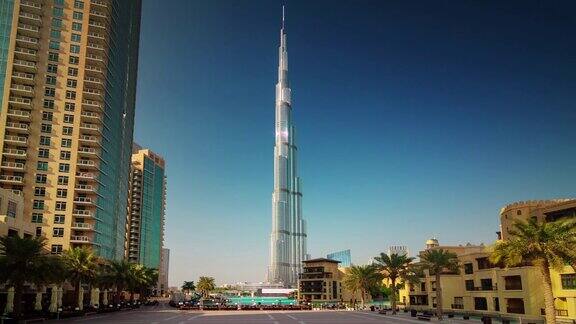 日落世界最高的建筑广场全景4k时间流逝阿联酋迪拜