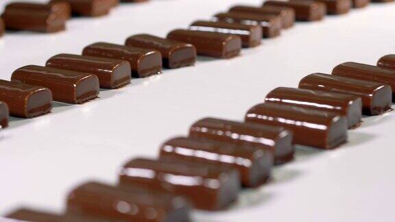 巧克力糖果的生产工厂特写