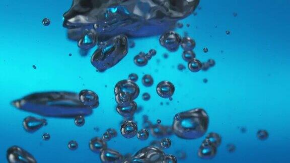 美丽的泡泡在水下上升的视频