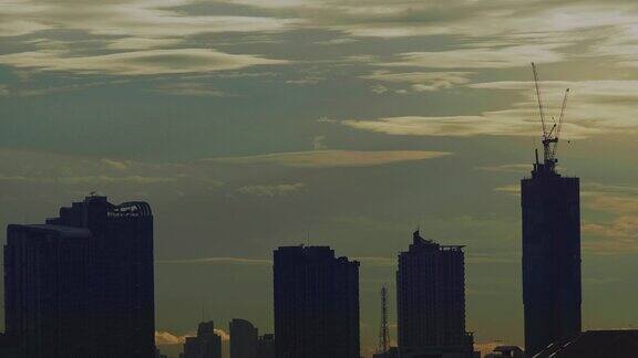 白天到夜晚的延时云天空景观