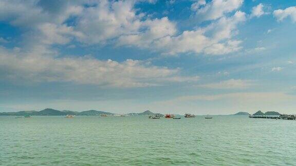4K时间间隔:泰国春武里海上的渔船