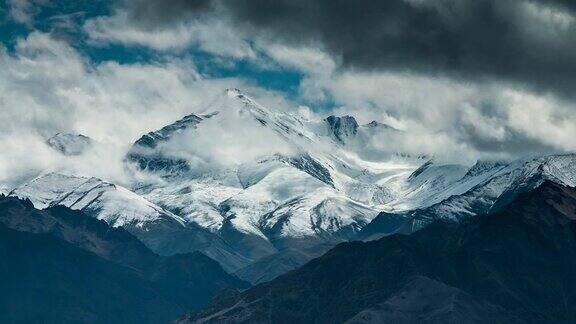 雪山山脉