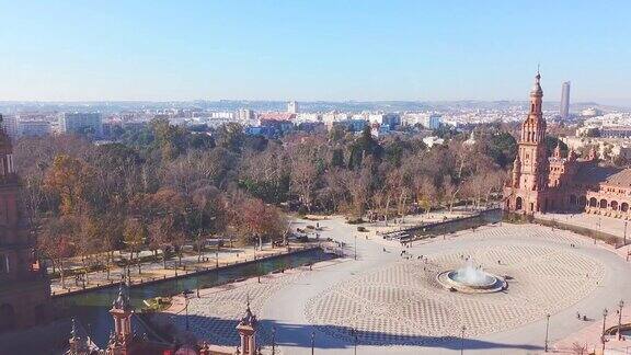 鸟瞰图美丽的西班牙广场在塞维利亚中心
