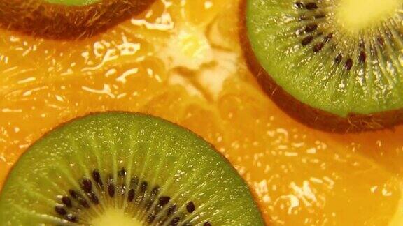 橙子片猕猴桃俯视图水果片在旋转水果旋转