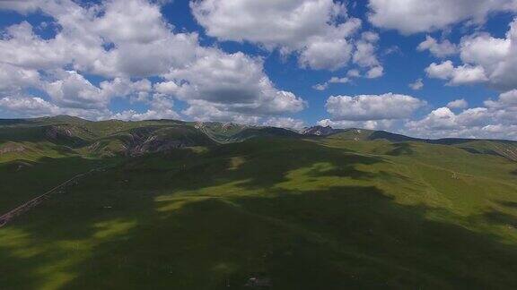 西藏高原地区的航拍影像