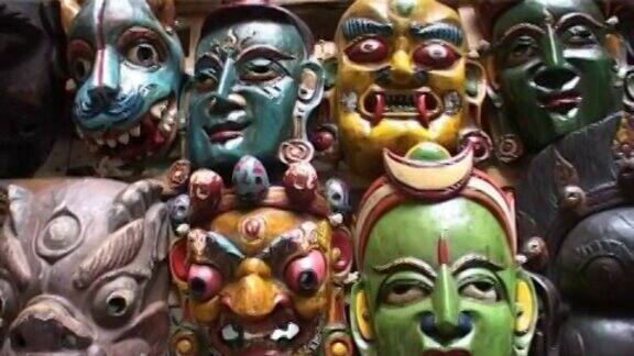 尼泊尔手工面具加德满都市场摊位