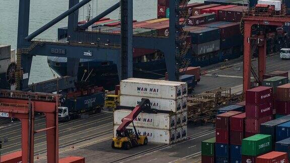 延时:香港青衣港货柜港口货柜装载至货船的运费