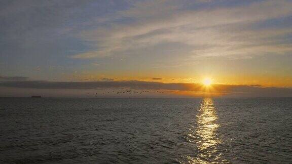 航拍:黄昏时分的波罗的海海景