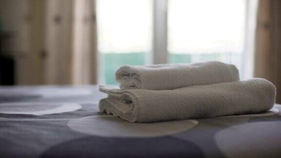 酒店套房配有洗过的毛巾和干净的床单住宿服务质量
