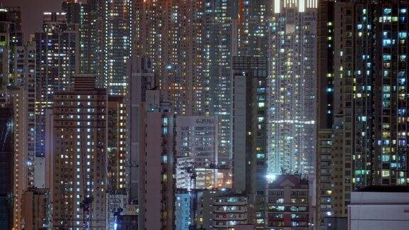 宽宽的香港公寓从白天到夜晚的过渡时间