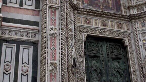 意大利佛罗伦萨2016年11月:圣母大教堂建筑细节4k