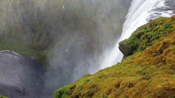 巨大的瀑布斯科加斯冰岛南部