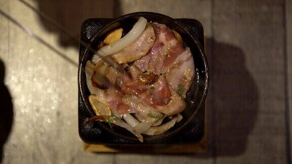 4K美味的猪肉治胜餐厅里的日本料理