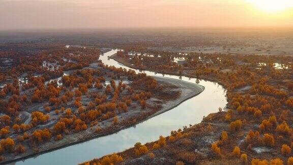 新疆河流航拍