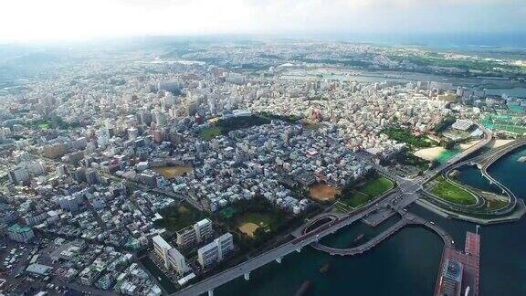 那霸市和冲绳岛南部城市景观航拍