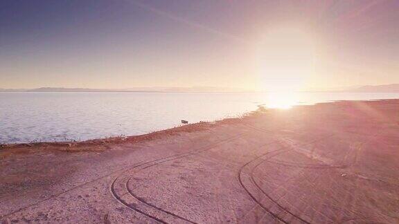 日落时的索尔顿海岸-无人机拍摄
