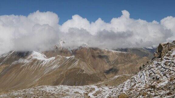 冰雪覆盖的喜马拉雅山脉