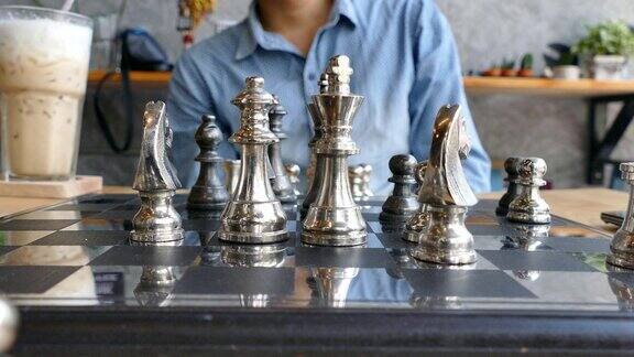 国际象棋行动果断的将军