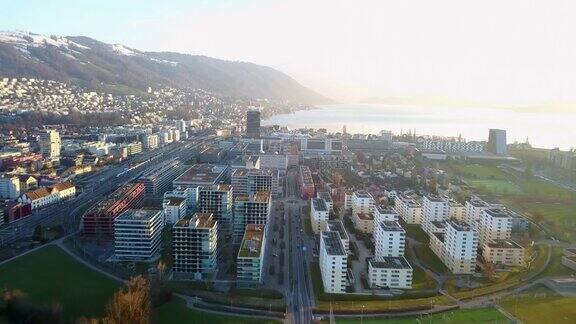 美丽的瑞士湖畔城市