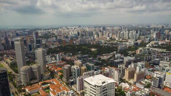 白天新加坡航班在城市景观的空中全景4k时间间隔