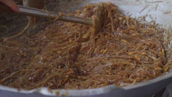 泰式炒粉亚洲著名的街头小吃
