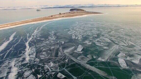 4k空中测量冬天贝加尔湖小海洋