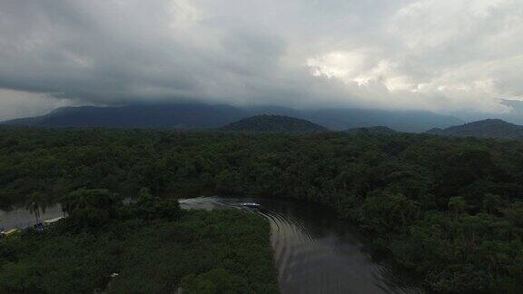 巴西热带雨林鸟瞰图