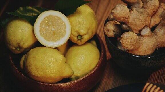 蜂蜜柠檬和姜