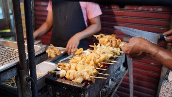 泰国街头小吃烤鱿鱼