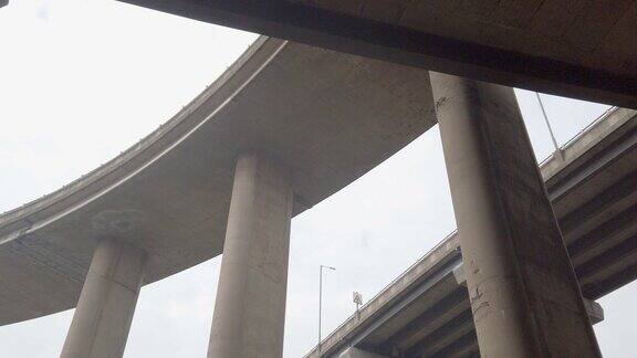高架高速公路-意大利面交叉口