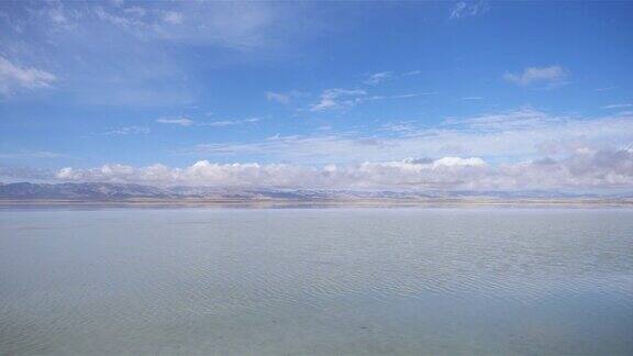 壮丽美丽的风景恰卡盐湖在中国青海