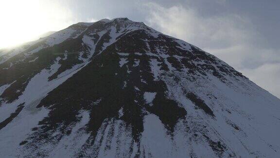 无人机拍摄斯瓦尔巴山脉