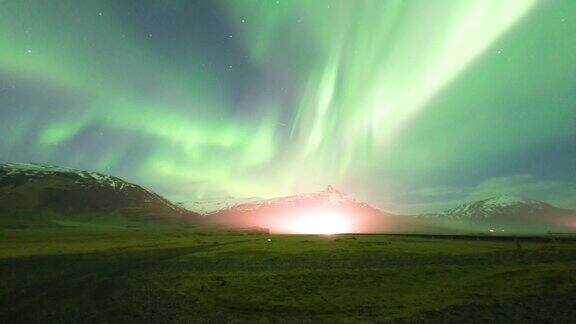 冰岛的北极光(北极光)时间流逝