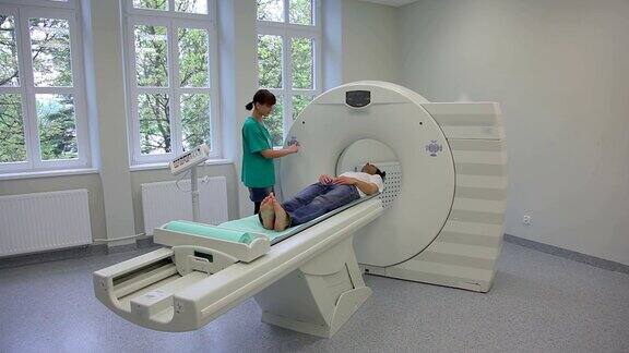 CT扫描患者