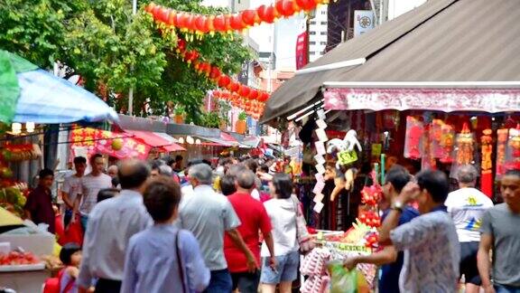 中国新年在新加坡华埠和旅客享受旅游