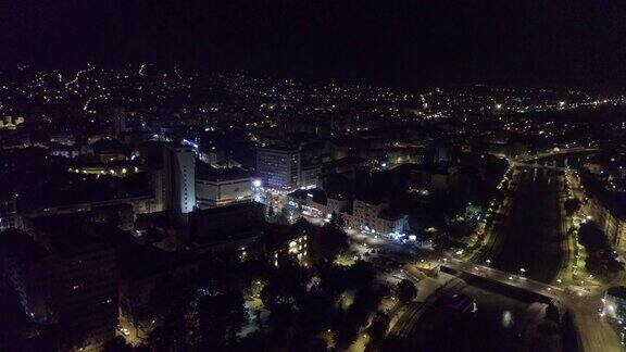 尼斯市夜间鸟瞰图