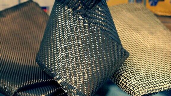 用于制造具有增强特性的物品的碳纤维织物样品