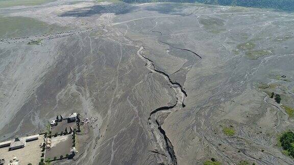 火山口的溴声东爪哇印度尼西亚鸟瞰图