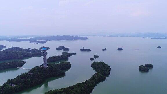 海中的小岛