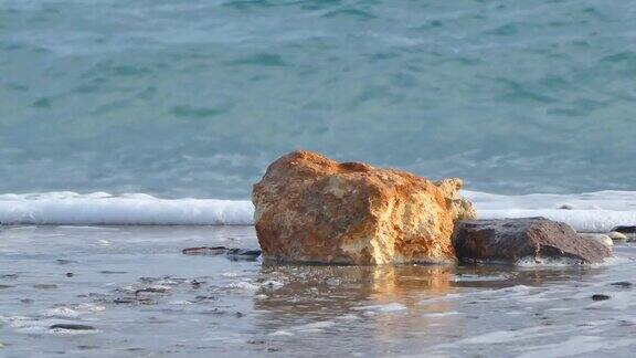 海边的岩石