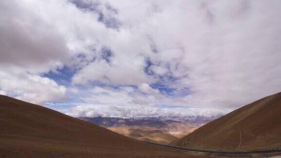高山蓝天中国西藏