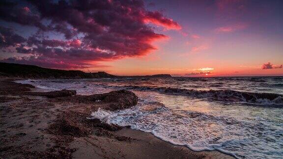日落时地中海的风景-慢动作